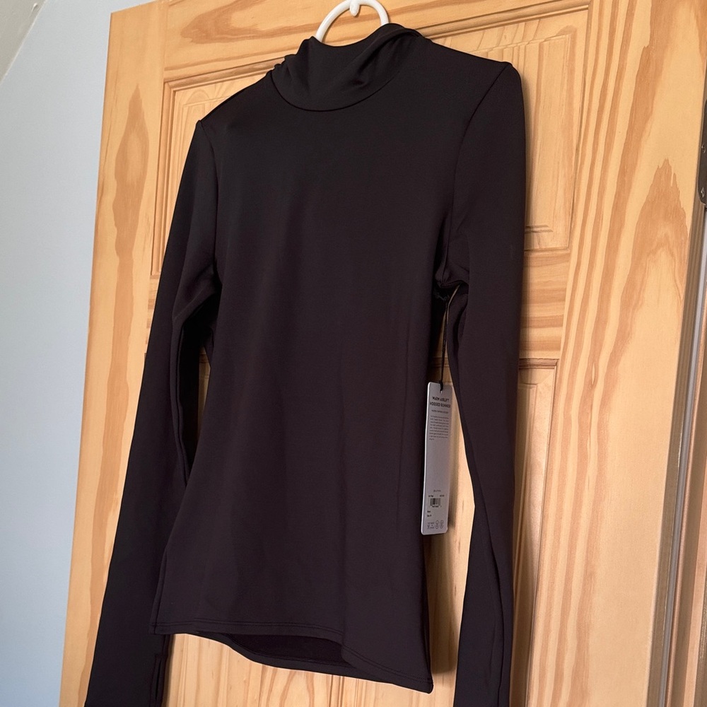 ALO Yoga Black Long Sleeve Top